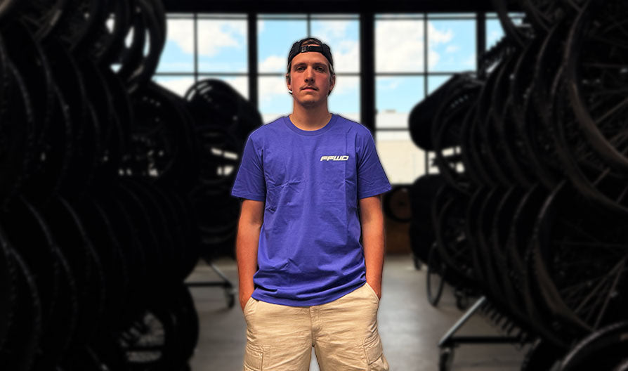 T-SHIRT BIG LOGO