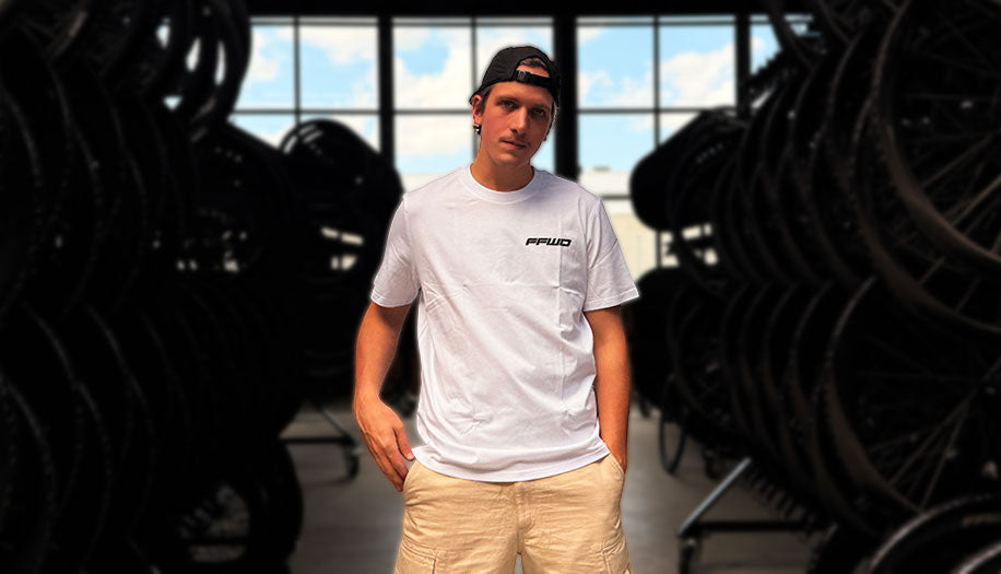 T-SHIRT BIG LOGO
